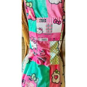 Hello kitty Apple boxes, Ross silk touch  throw 50 x 70